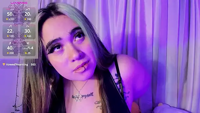 Lilith_Zenith_ 即時 XXX 聊天