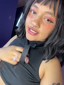 _sarahRose Live XXX Chat