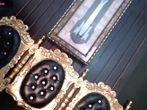 Gomory_Niix Show in webcam