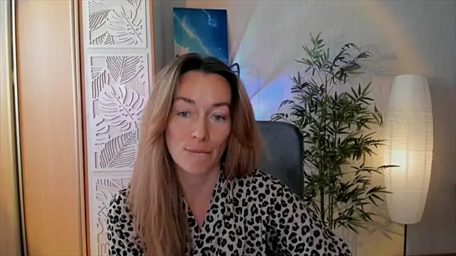 RebeccaMartinez Live XXX Chat