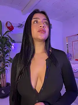 lucianaroyn Live XXX chat
