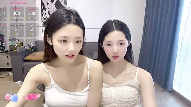 OiOi-666 在線直播表演