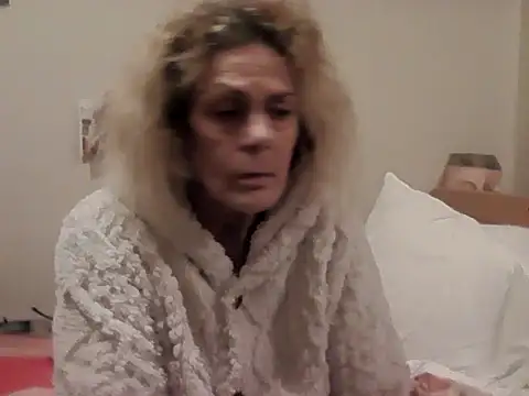 Czat XXX na żywo – Latex_shantie