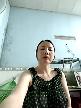 Famrita 在線直播表演