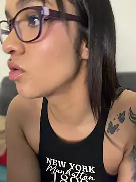 Chatroom XXX en direct de Isabella-Teen