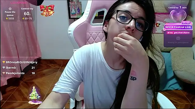 Czat XXX na żywo – Maggie_Fox3