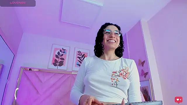 Chat +18 de DemiJones_ ao vivo