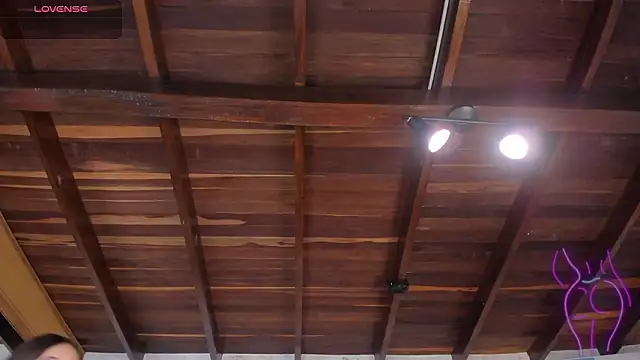 Chatroom XXX en direct de MiaKay1