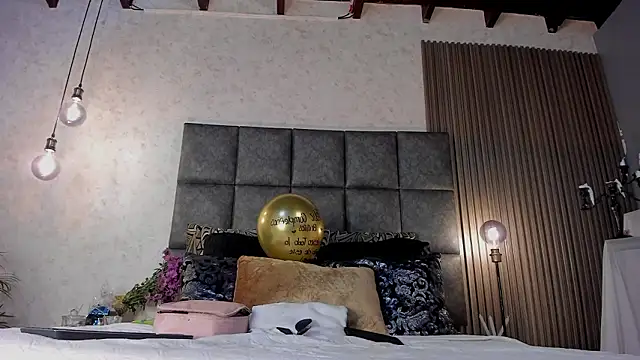 BrigitteVons Chat XXX live