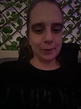 Chantalee live XXX chat