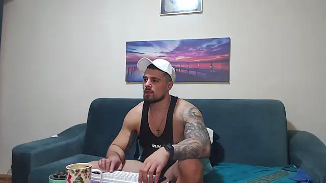 Tiberius_hunk's Live XXX Chat