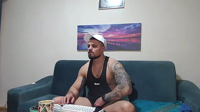 Chat XXX ao vivo de Tiberius_hunk