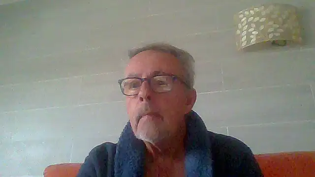 Pokazy przed kamerką – tuggy59