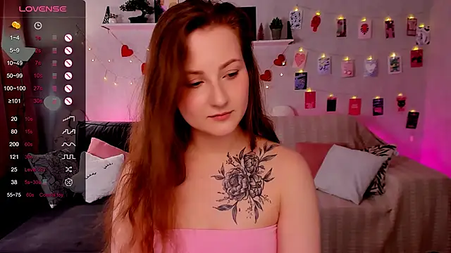 velvet_cherry_'s Live XXX Chat