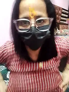 meenu_bhabhi547: онлайн-секс-чат