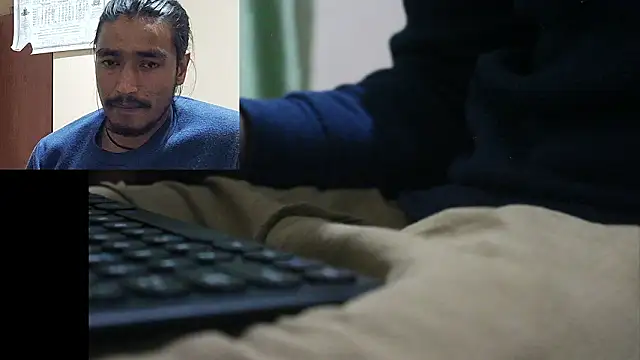 Gre3k_god's Live XXX Chat