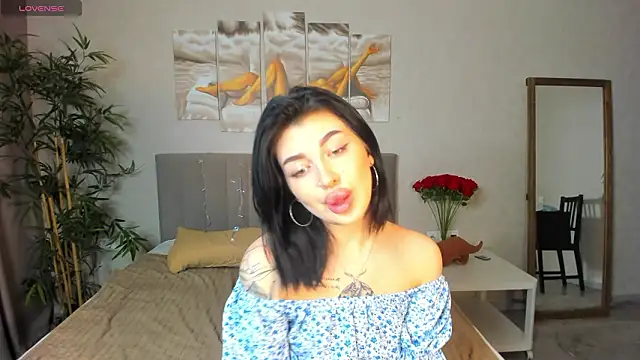 Karolina_Kar Chat XXX live