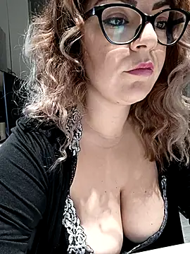 minerva_ live XXX chat