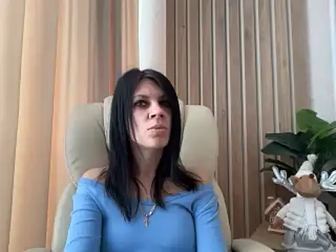 InjaAtHome Live XXX Chat