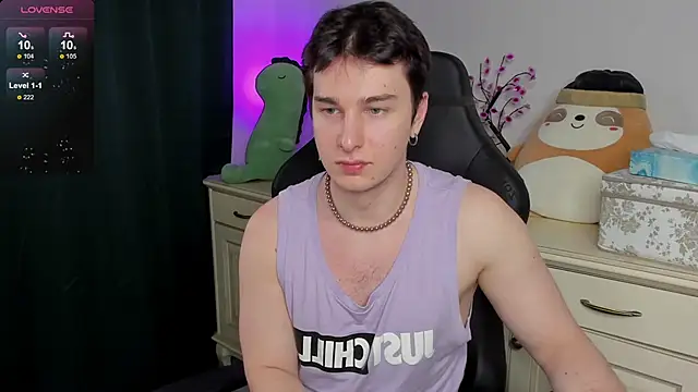 Онлайн чат XXX Vincent_Strong