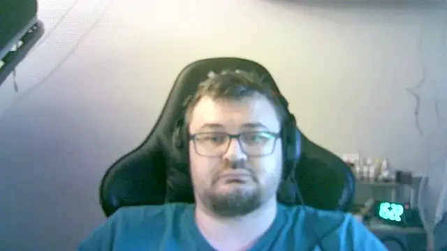 SirAbuser Chat XXX in diretta