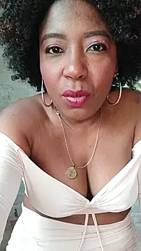 Онлайн чат XXX ChanneldelaCroix