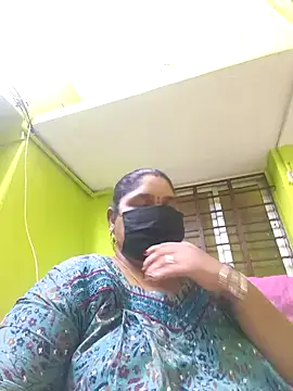 Webkamerová show Villageanuty