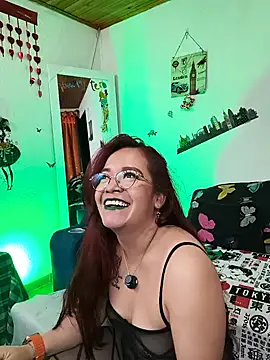 Chat +18 de keila_j ao vivo