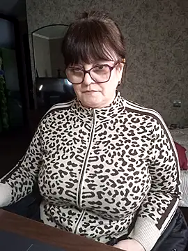 Živý XXX chat BrandiOhNight