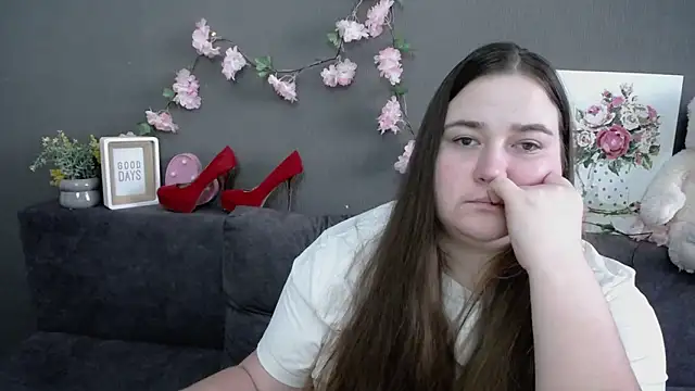 XX_Daniella_XX élő XXX-chatje