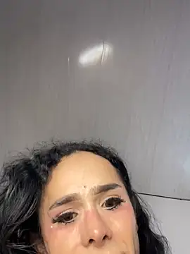 Mydreams69 élő XXX-chatje