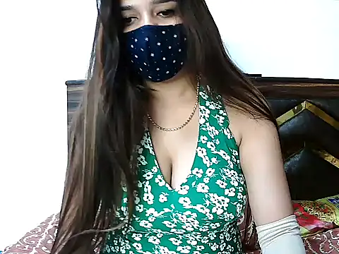 Gloie4u Live XXX Chat