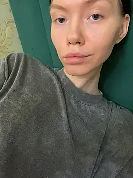 Lisaaa_Alisa – Naživo XXX chat