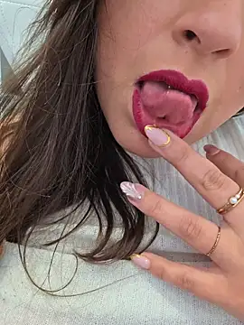 دردشة GatitaXD27 الجنسية المباشرة