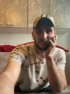 Anthopassif84's Live XXX Chat