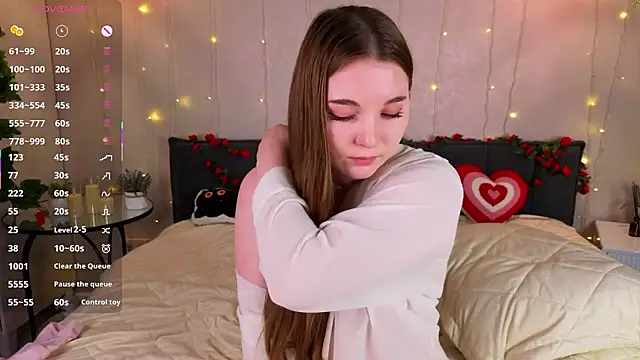 ConstanceHelms Chat XXX live