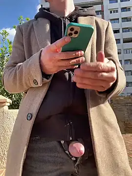 _Lordjizz's Live XXX Chat