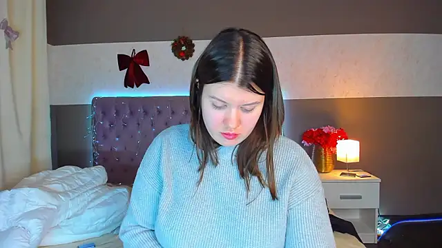 NikkiBusttのライブXXXチャット