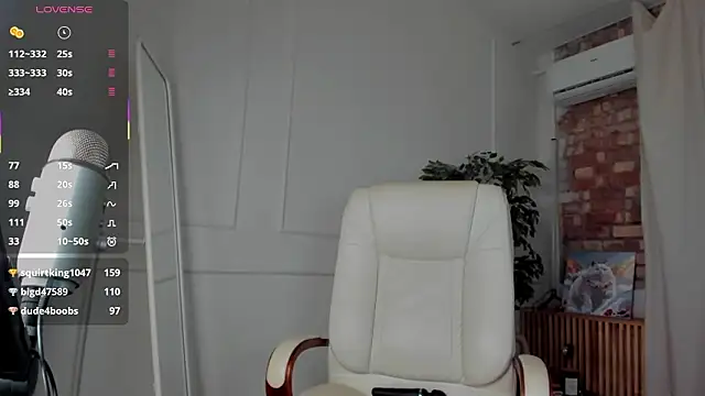 Chat XXX en directo de Jenny_Harrington