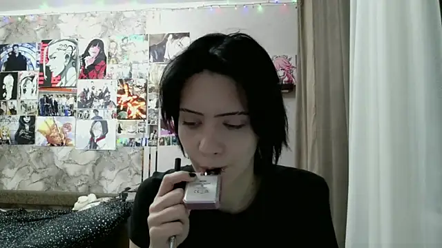 LxayBloomのライブXXXチャット