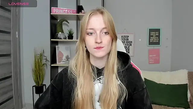 دردشة Cinnabonnn_ الجنسية المباشرة