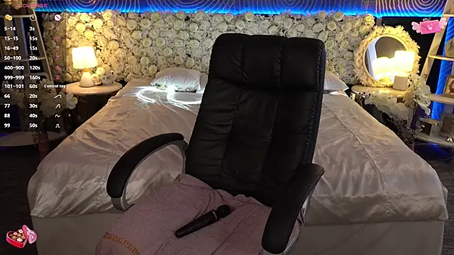 دردشة FoxyShy الجنسية المباشرة