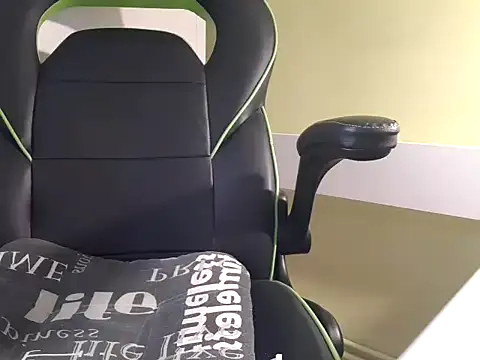 feathersify's Live XXX Chat