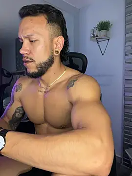 ARON_TAYLER01 即時 XXX 聊天