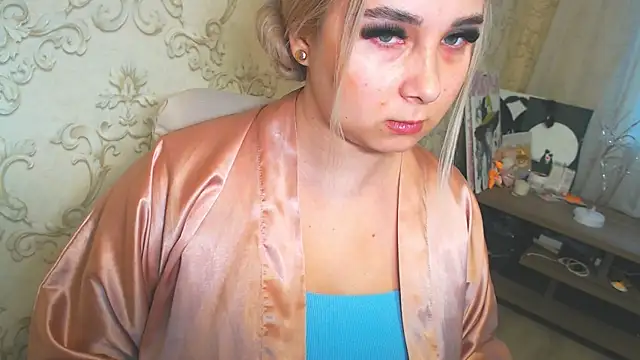 DolphinDreams Adlı Modelin Canlı XXX Sohbeti