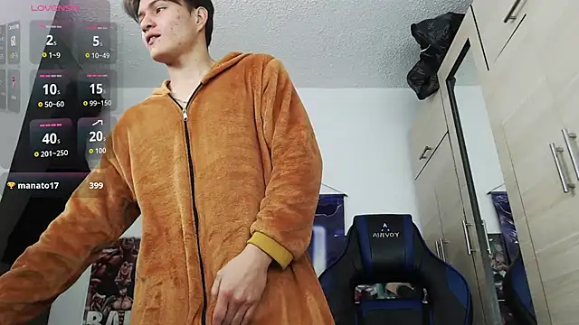 sr_jaeger's Webcam Show