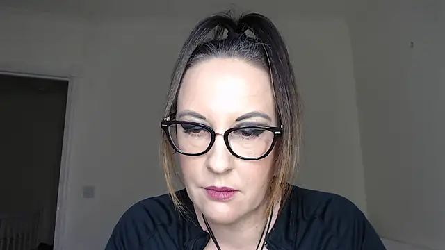 Humiliatrixxxx Webcam show