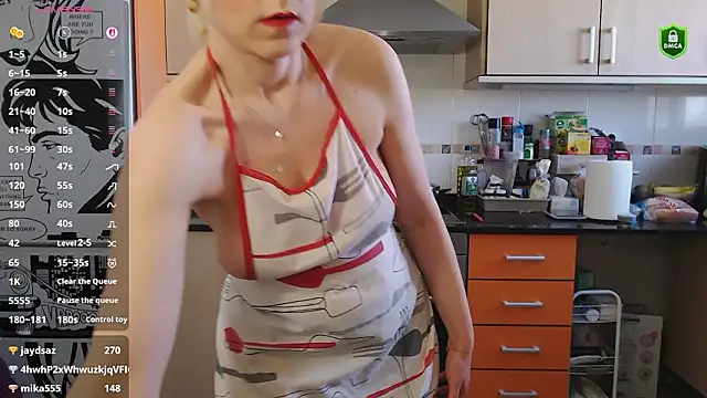 JennyCoquine Adlı Modelin Canlı XXX Sohbeti