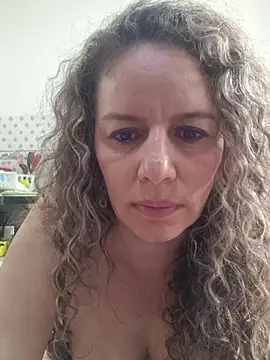 Nina_vallon Adlı Modelin Canlı XXX Sohbeti