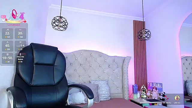 Eva_Walker_ Show Webcam